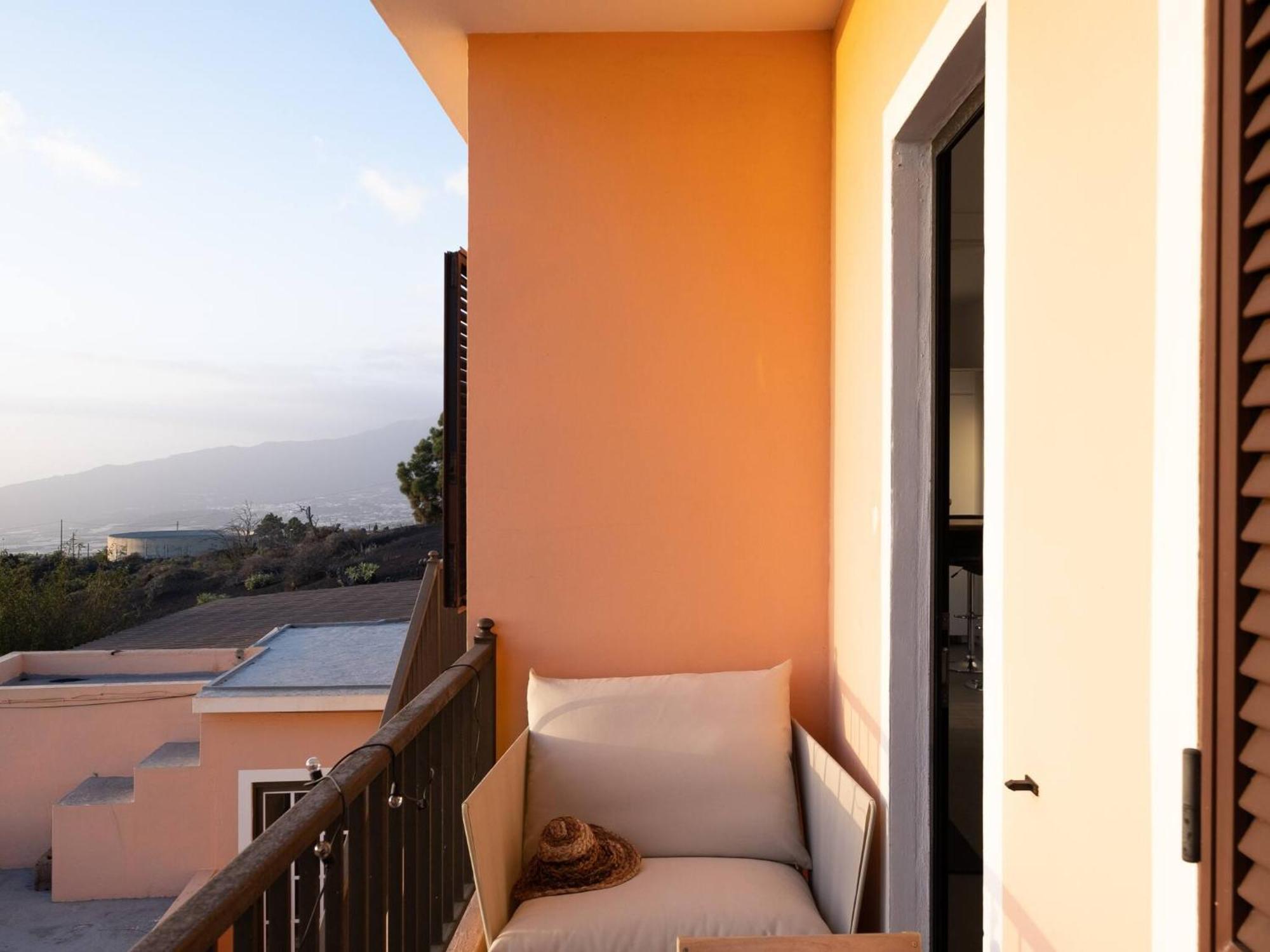 Finca Las Huellas - Moderno Apartamento Con Vistas Al Mar Y Al Volcan Los Llanos De Aridane Zewnętrze zdjęcie